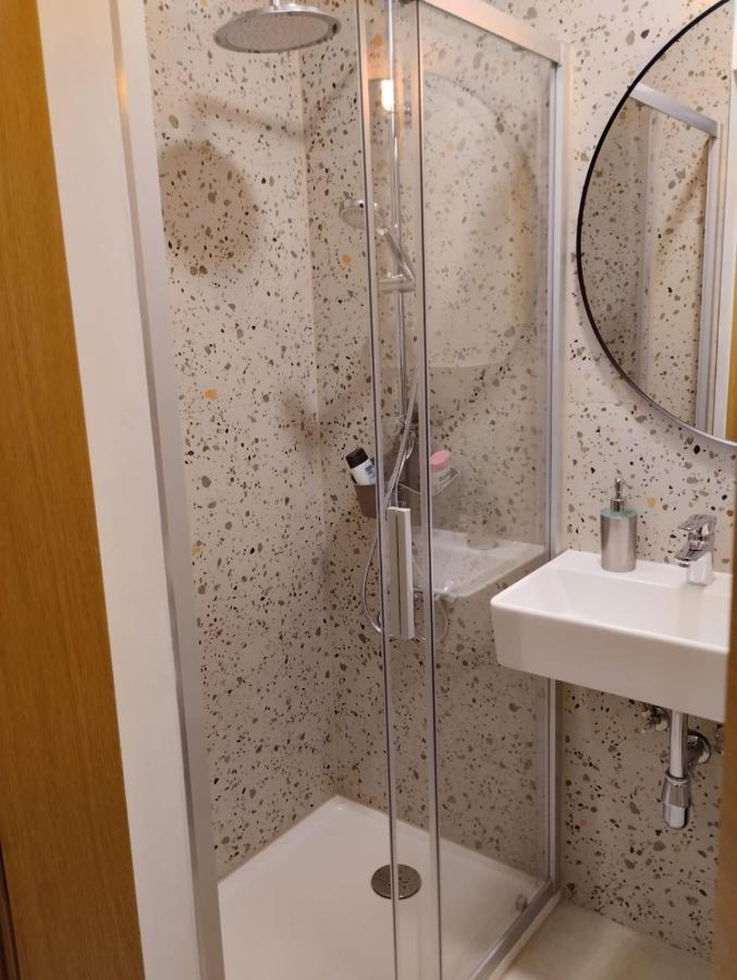 Apartman Zagreb , With Balcony And Free Parking Dış mekan fotoğraf