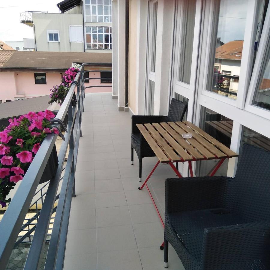 Apartman Zagreb , With Balcony And Free Parking Dış mekan fotoğraf