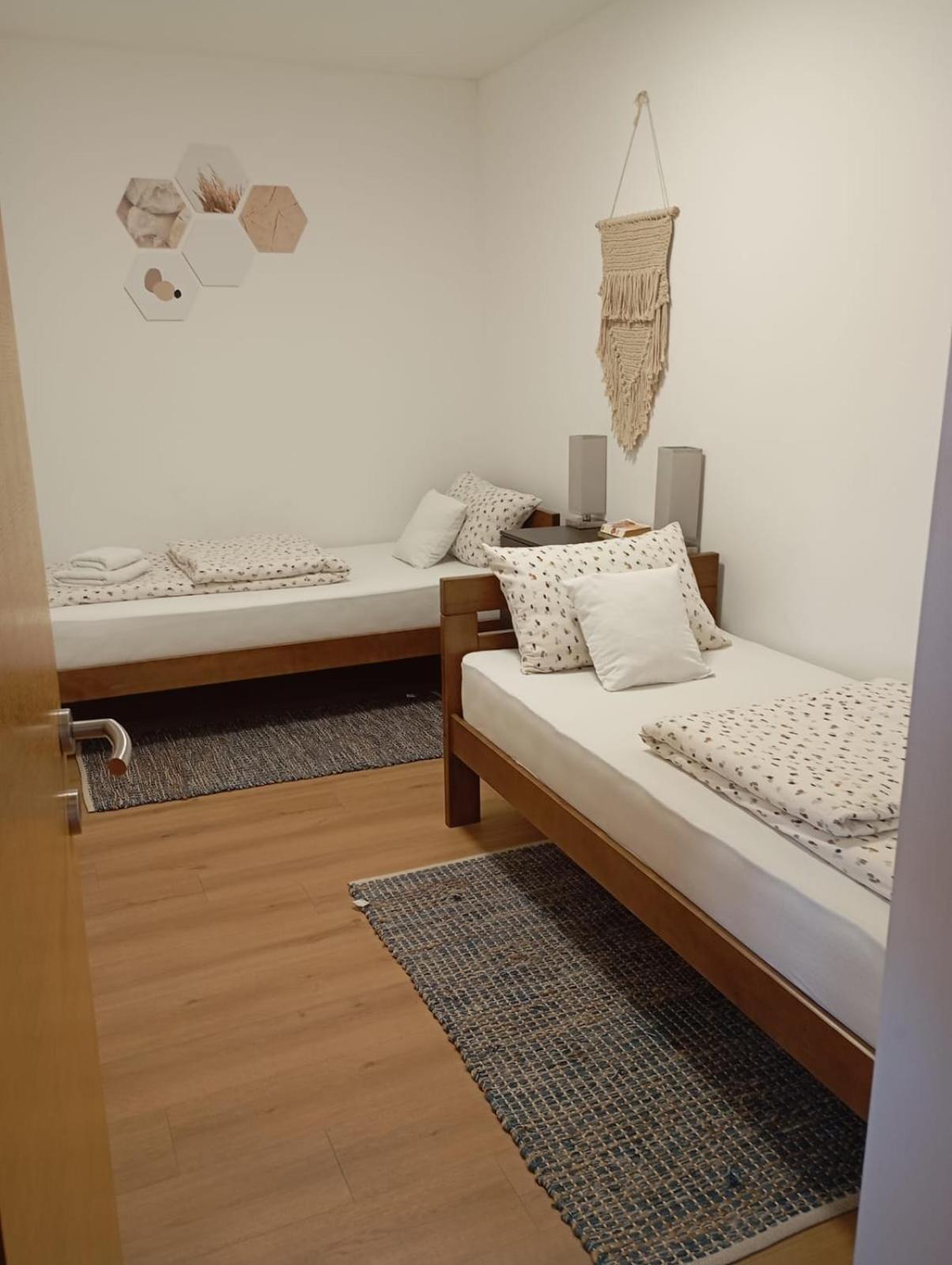 Apartman Zagreb , With Balcony And Free Parking Dış mekan fotoğraf