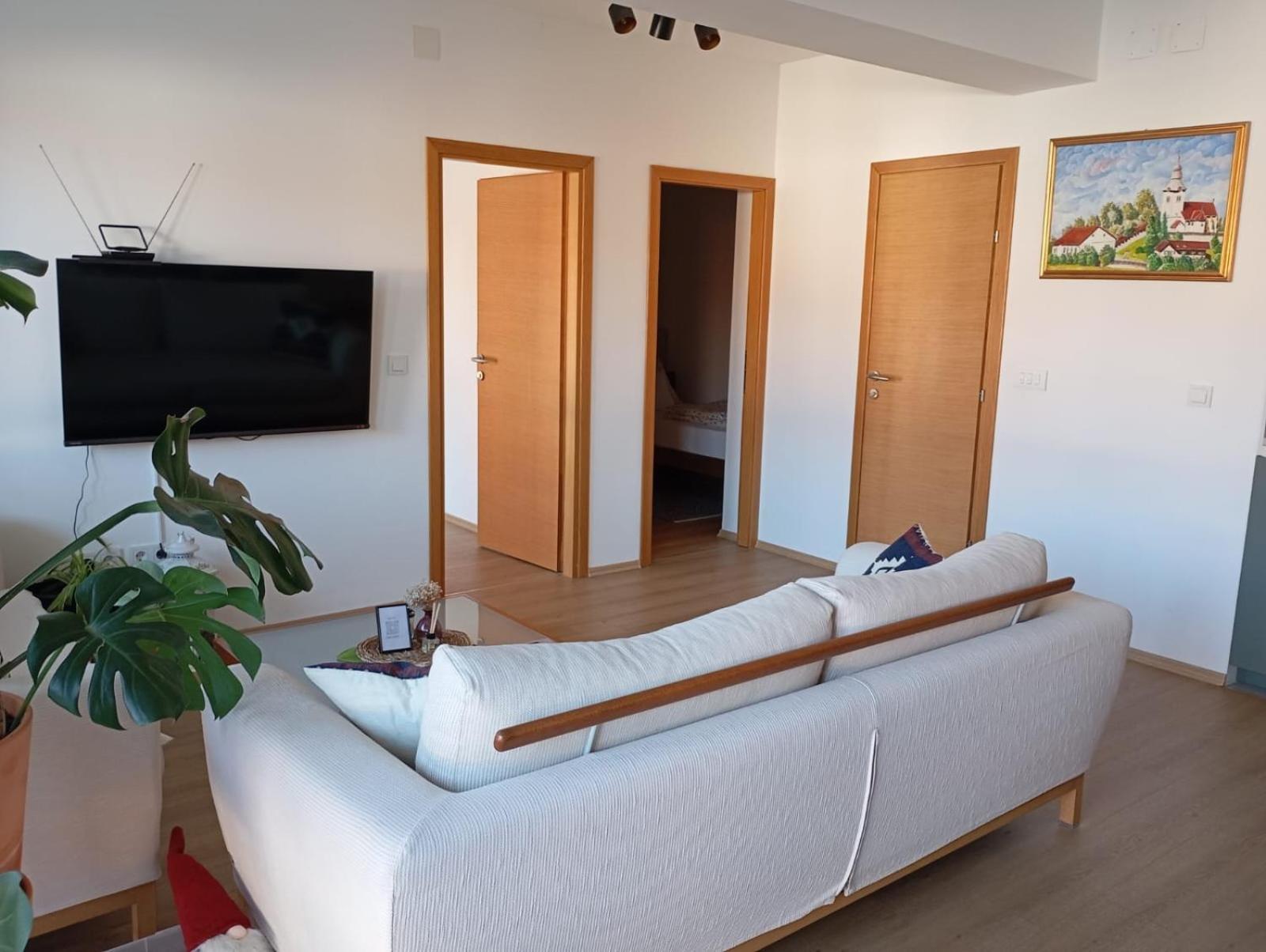 Apartman Zagreb , With Balcony And Free Parking Dış mekan fotoğraf